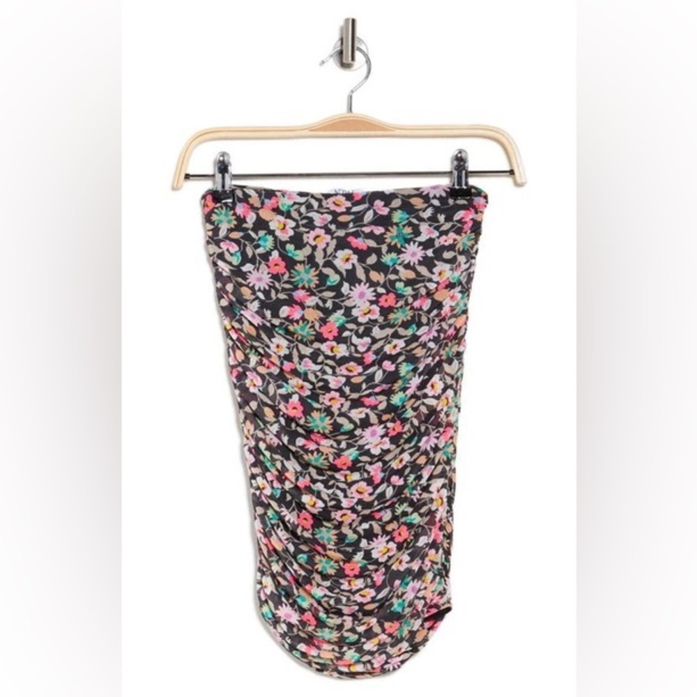 NWOT! AFRM Desani Ruched Skirt In Noir Ditsy